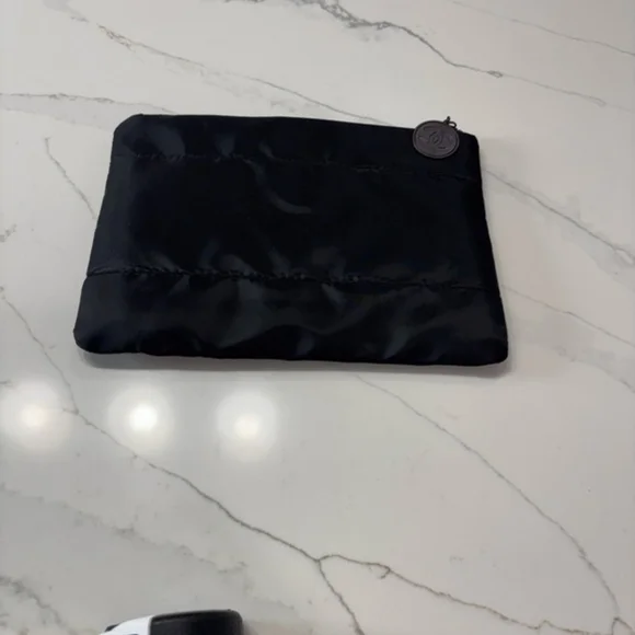 CHANEL Black Nylon CC Logo Zip Pouch Clutch Bag - Picture 6 of 7